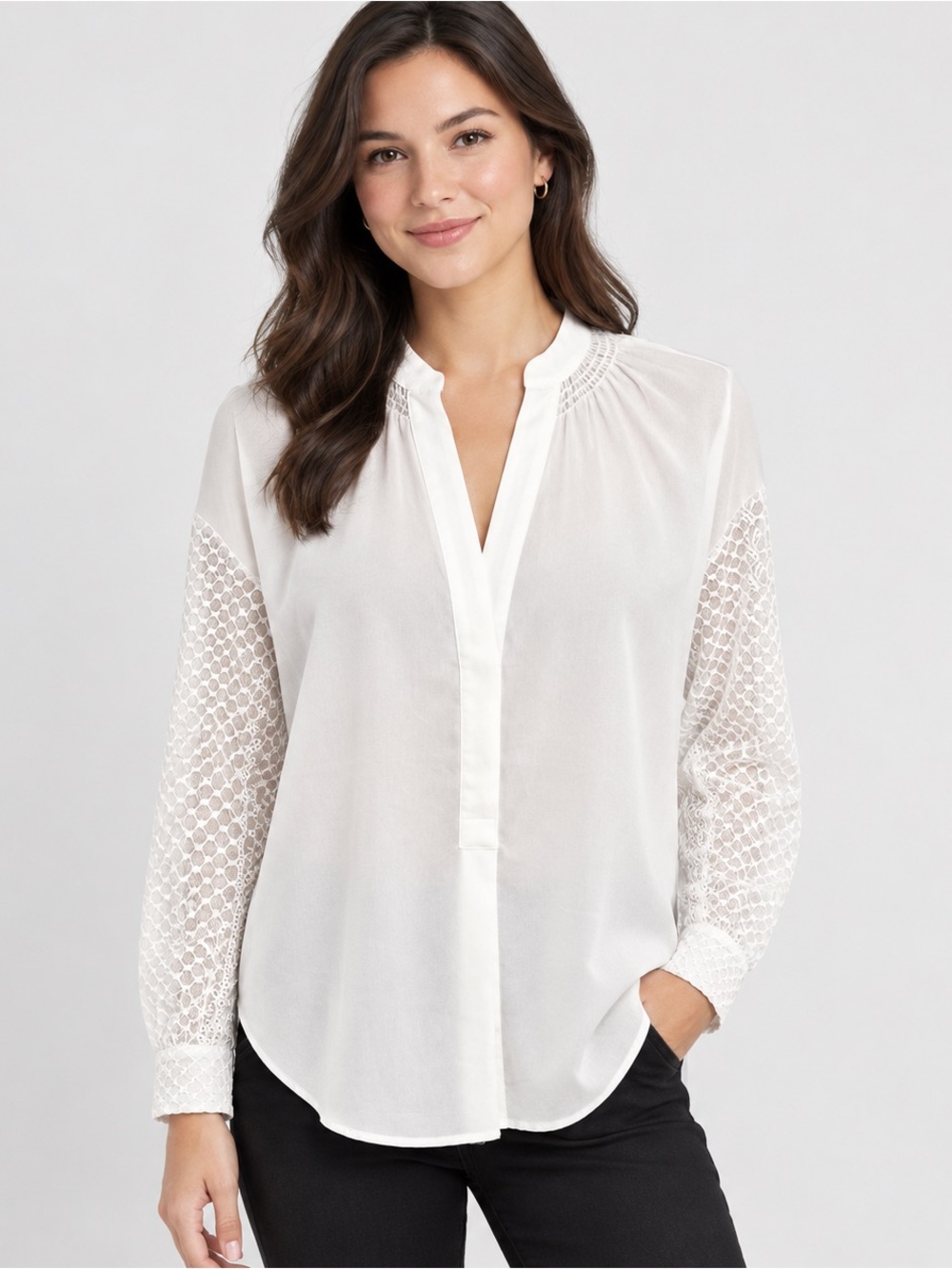 Club Monaco White Lace Sleeve Blouse Size M Elegant V-Neck